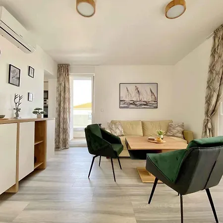 With A - C In Krk-insel Krk 55029 Appartement Krk Town
