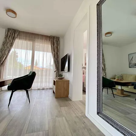 With A - C In Krk-insel Krk 55029 Appartement *