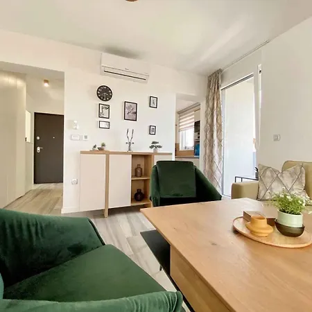 Appartement With A - C In Krk-insel Krk 55029
